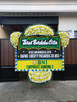 Papan Bunga Duka di Sumbergempol