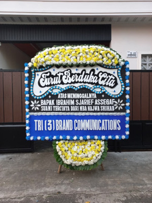 Papan Bunga Duka di Sumbergempol
